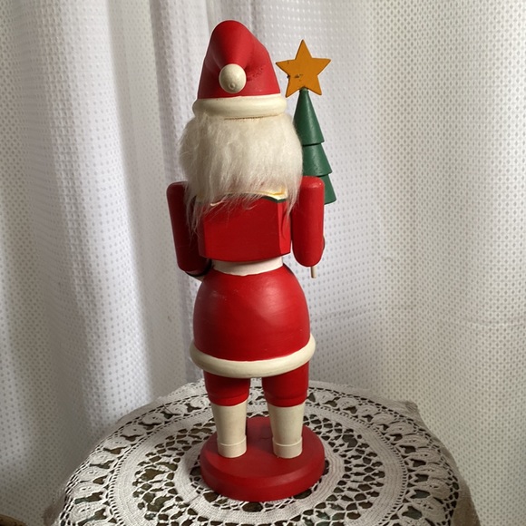 1980’s Vintage Santa Wooden Nutcracker - Picture 3 of 4